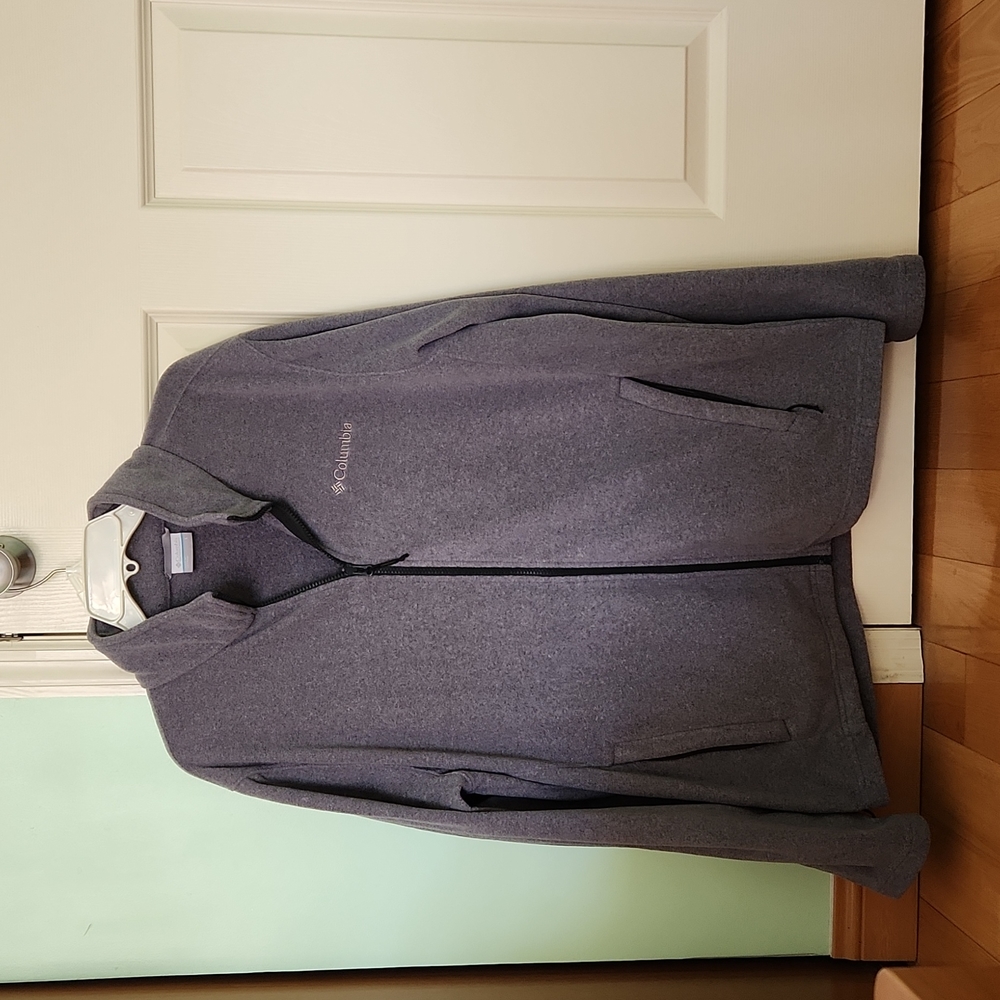 Columbia Grey zip up sweater